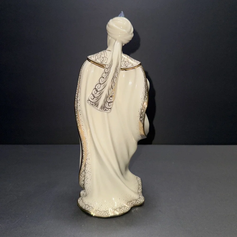 Lenox First Blessing Balthazar Figurine Nativity Wise Man Porcelain Gold Trim